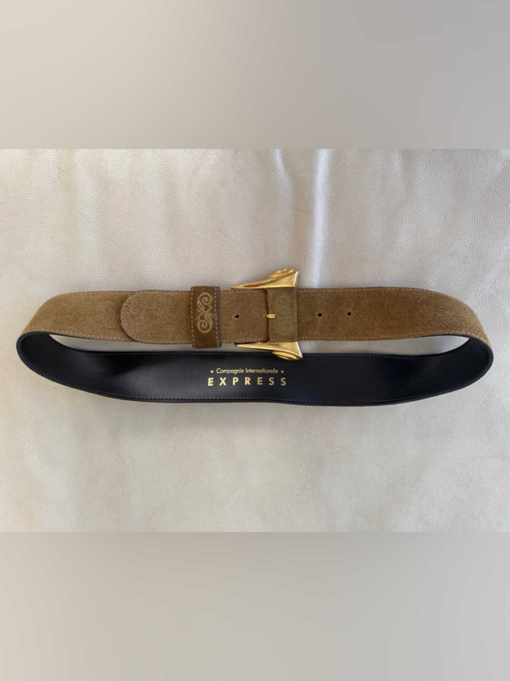 vintage brown suede belt with a gold-tone buckle